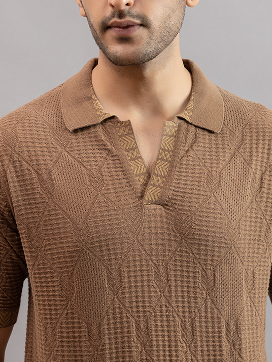 DIAMOND TEXTURED FINE KNIT POLO