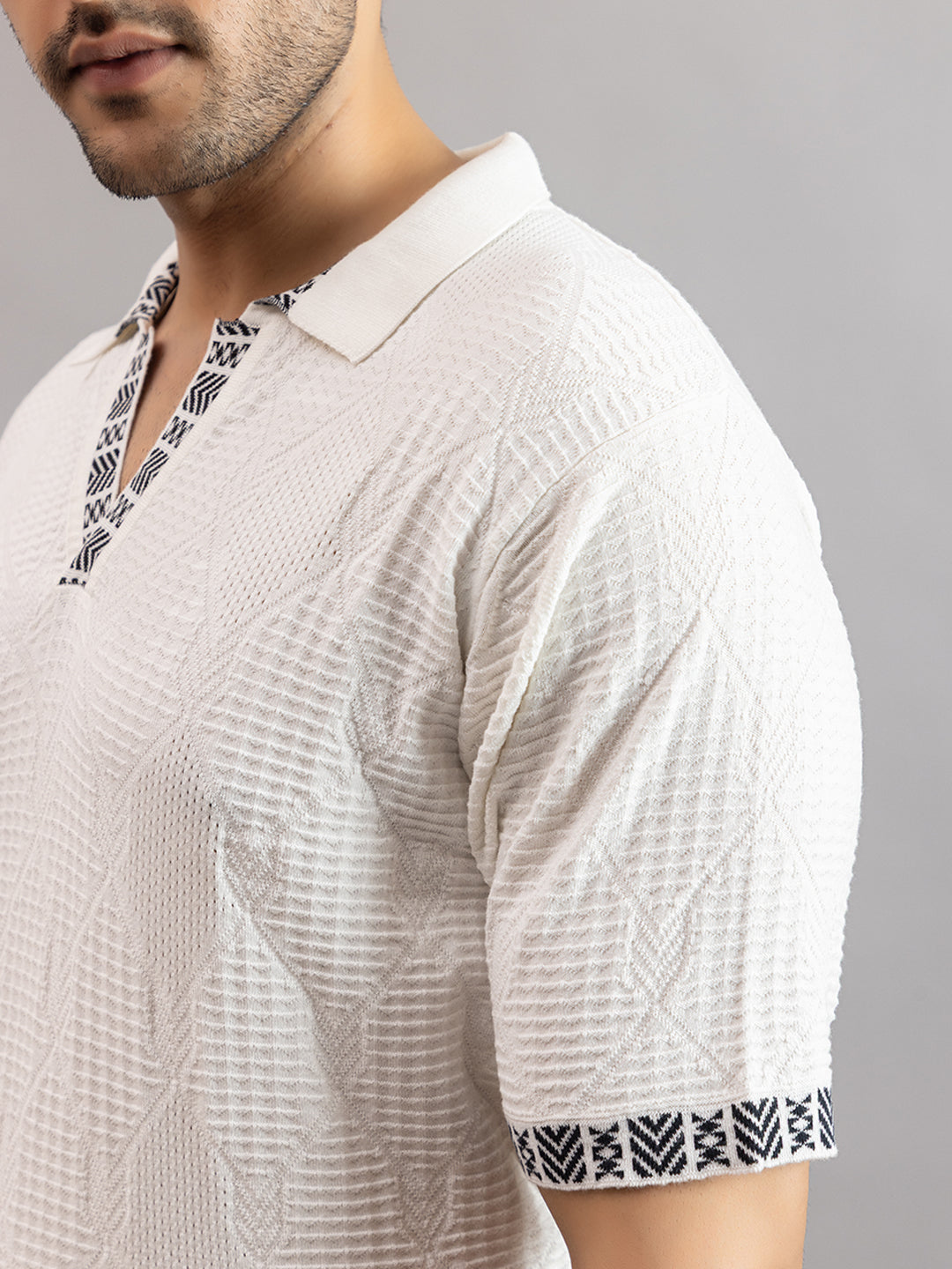 DIAMOND TEXTURED FINE KNIT POLO