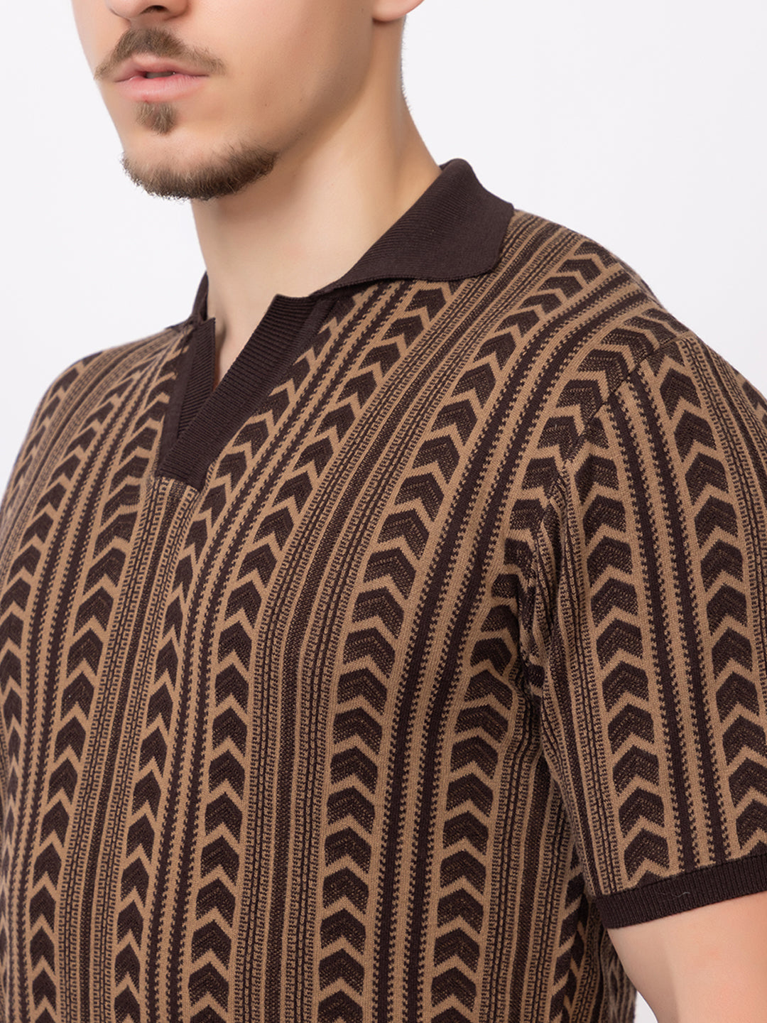 FINE COTTON FLAT KNIT ARROW JAQUARD