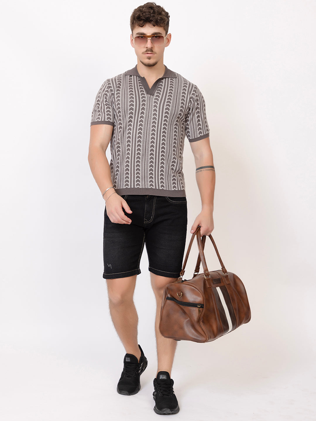 FINE COTTON FLAT KNIT ARROW JAQUARD