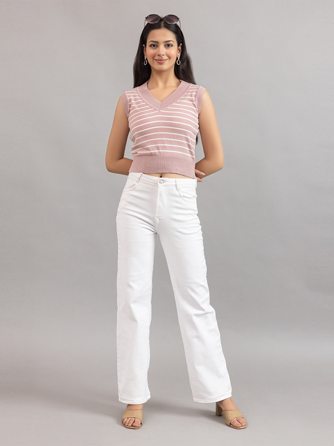 AEDENBURG V NECK TOP