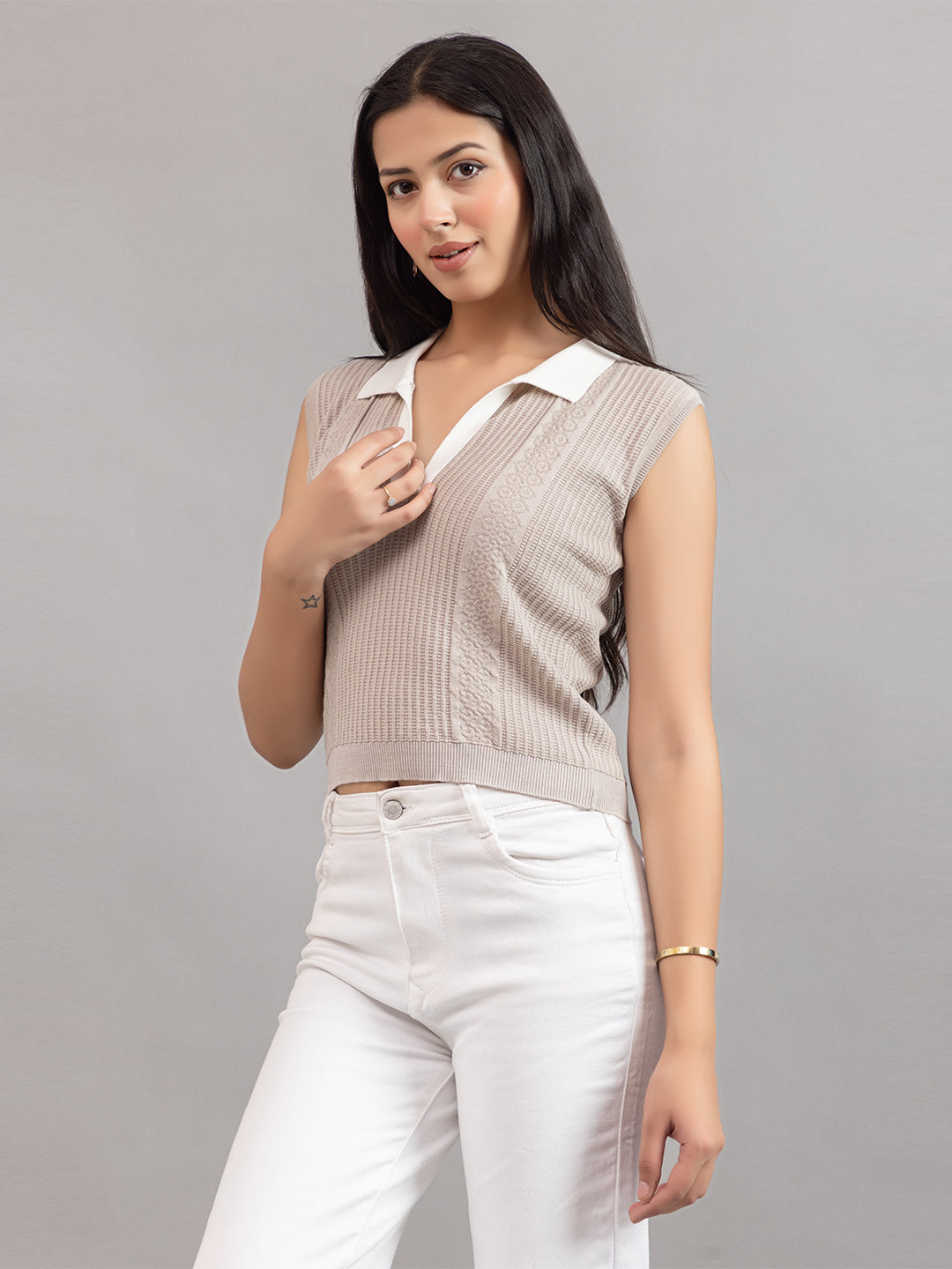 AEDENBURG V NECK POLO TOP