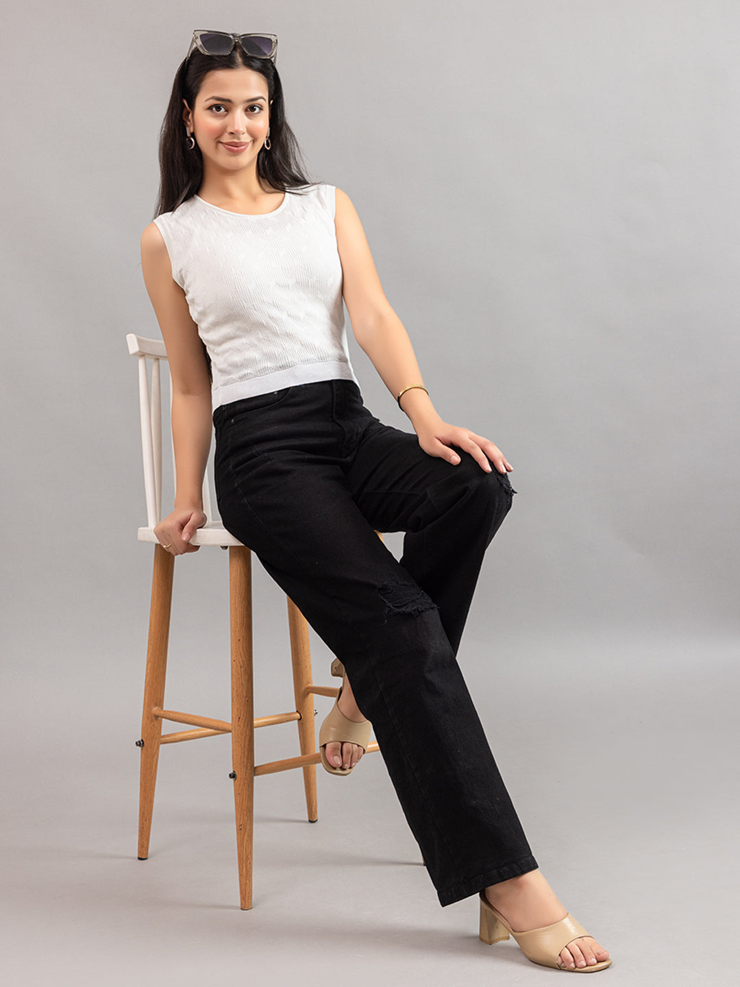 STRACHED KNIT WEST TOP