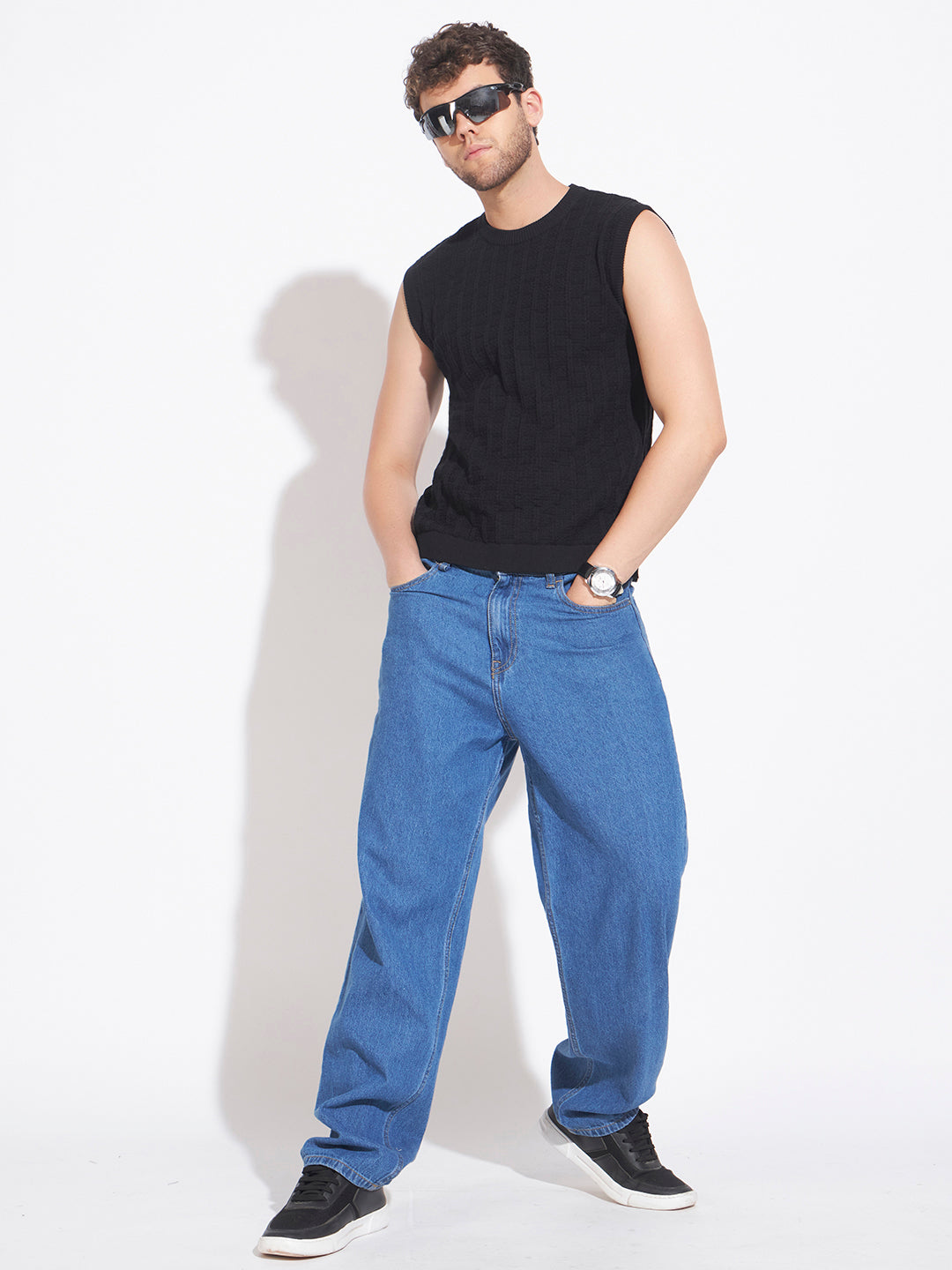 AEDENBURG Men Mixed Texture Panel Round Neck Sleeveless Regular Fit Knitted Cotton Blend Vest