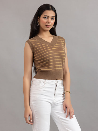 AEDENBURG V NECK TOP
