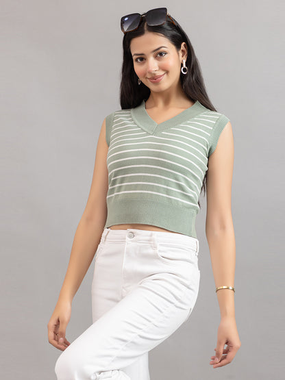 AEDENBURG V NECK TOP
