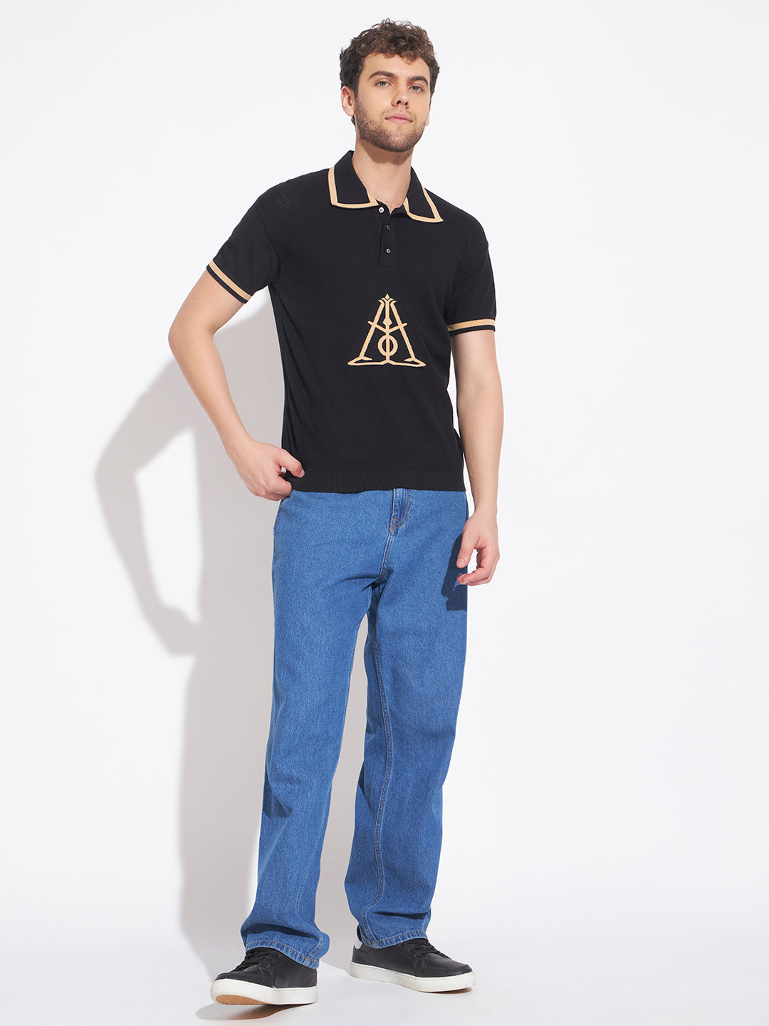 AEDENBURG Men Black Knitted Cotton Blend T-Shirt