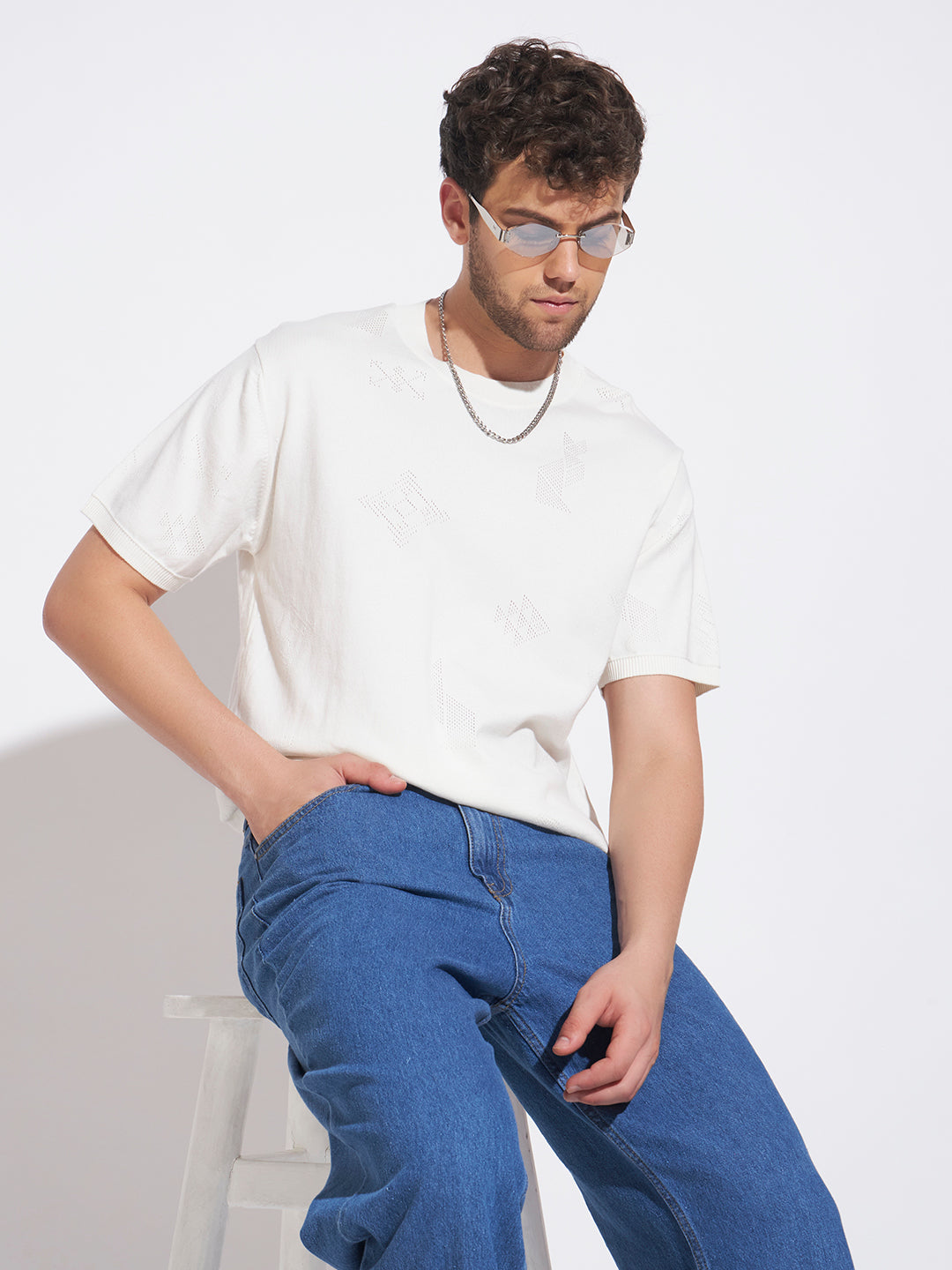 AEDENBURG Men White Knitted Cotton Blend T-Shirt