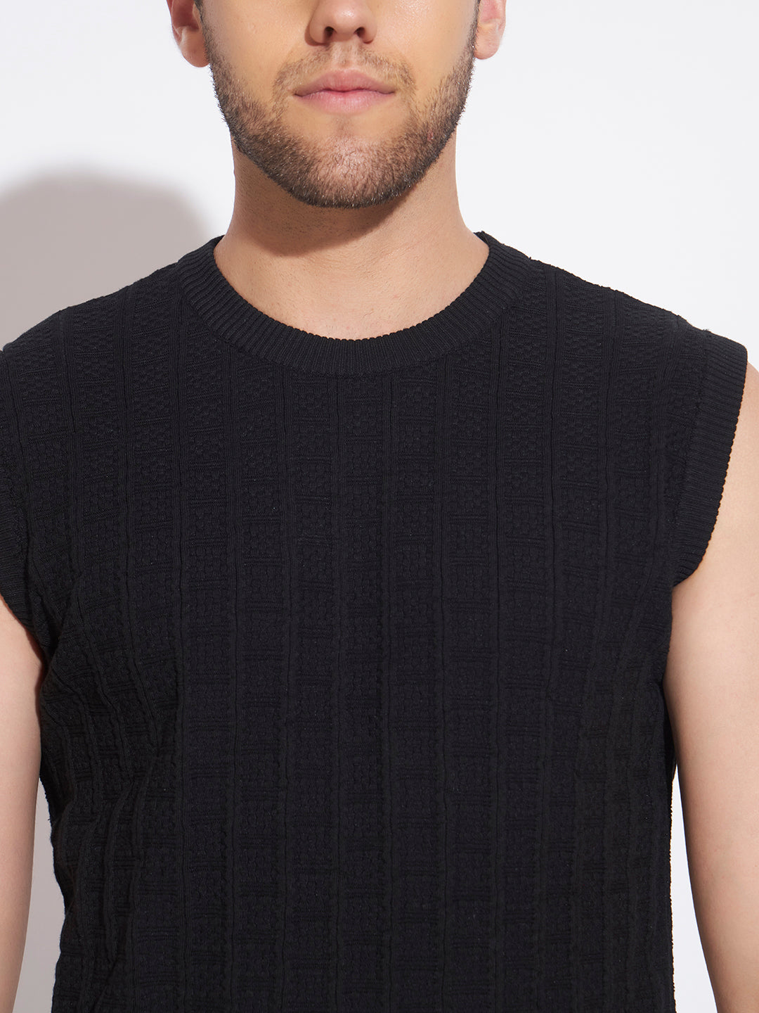 AEDENBURG Men Mixed Texture Panel Round Neck Sleeveless Regular Fit Knitted Cotton Blend Vest