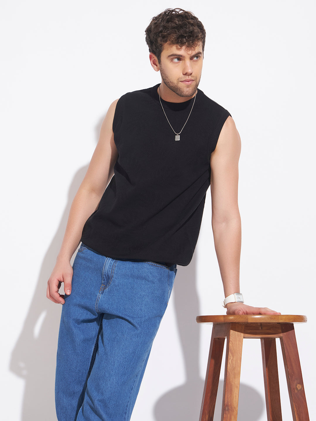 AEDENBURG Men Mixed Texture Panel Round Neck Sleeveless Regular Fit Knitted Cotton Blend Vest